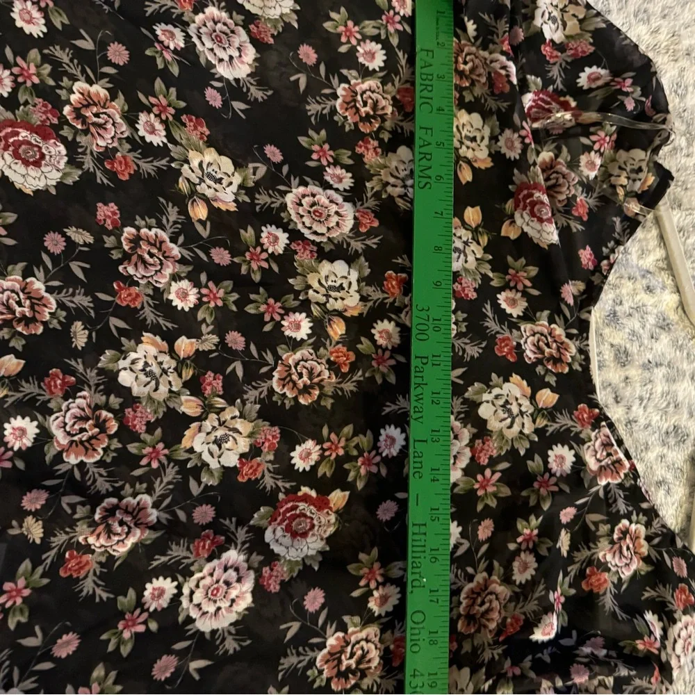 Umgee babydoll black floral top with ruffles size M - Picture 14 of 15